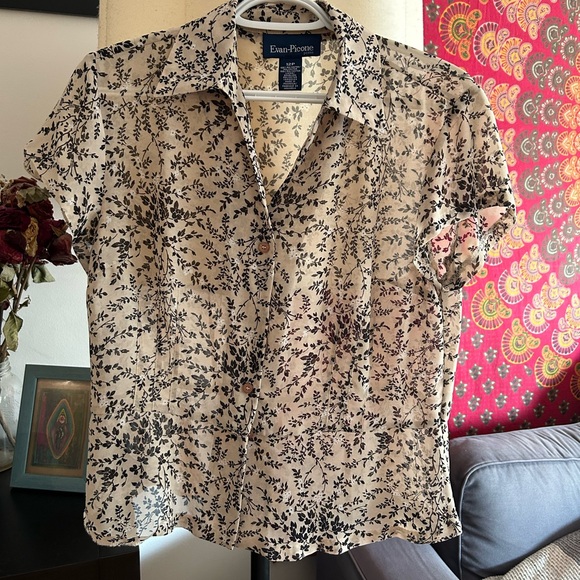 Evan Picone vintage cream floral short-sleeve button-down top petite - Picture 1 of 10
